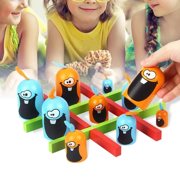 Gobblet Gobblers chess board game